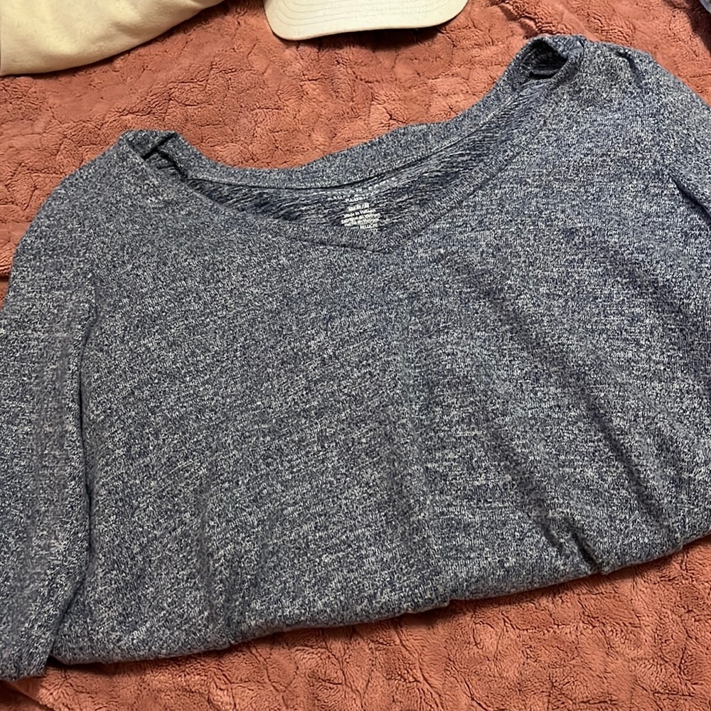 American eagle sweater